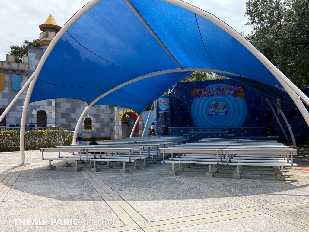 Misc at Six Flags Mexico