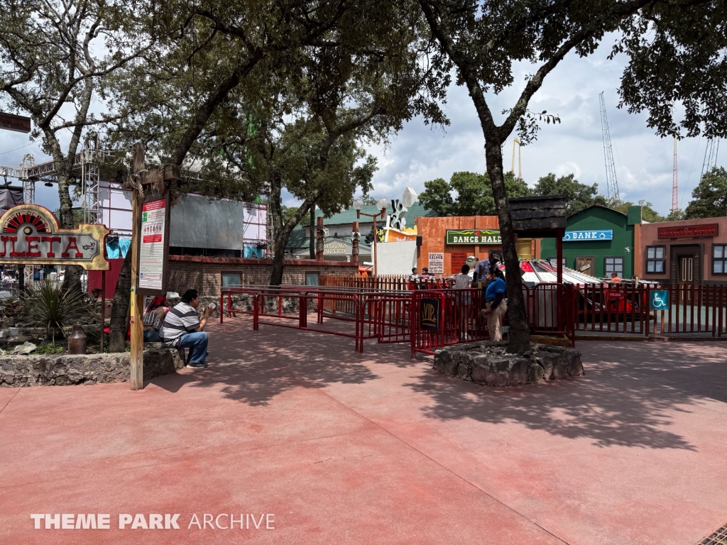 Ruleta at Six Flags Mexico