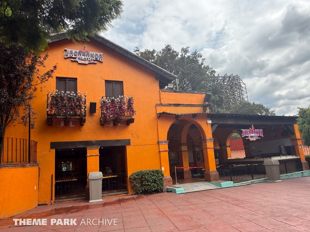 Misc at Six Flags Mexico