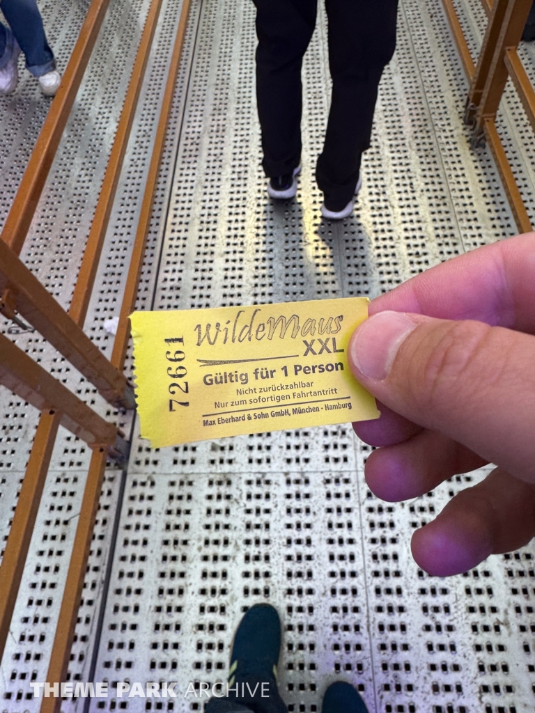 Wilde Maus XXL at Rheinkirmes Funfair