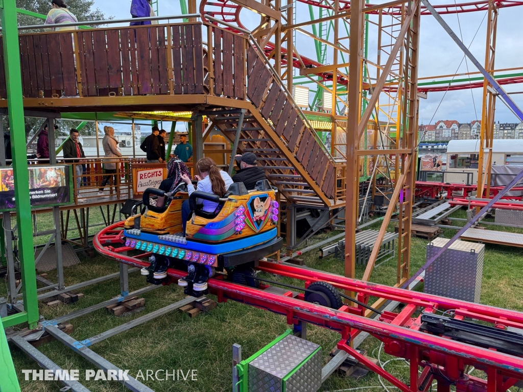 Wilde Maus XXL at Rheinkirmes Funfair
