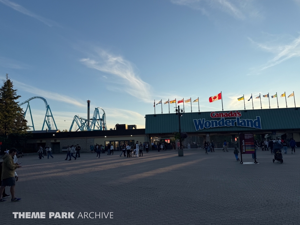 Entrance at Canada's Wonderland