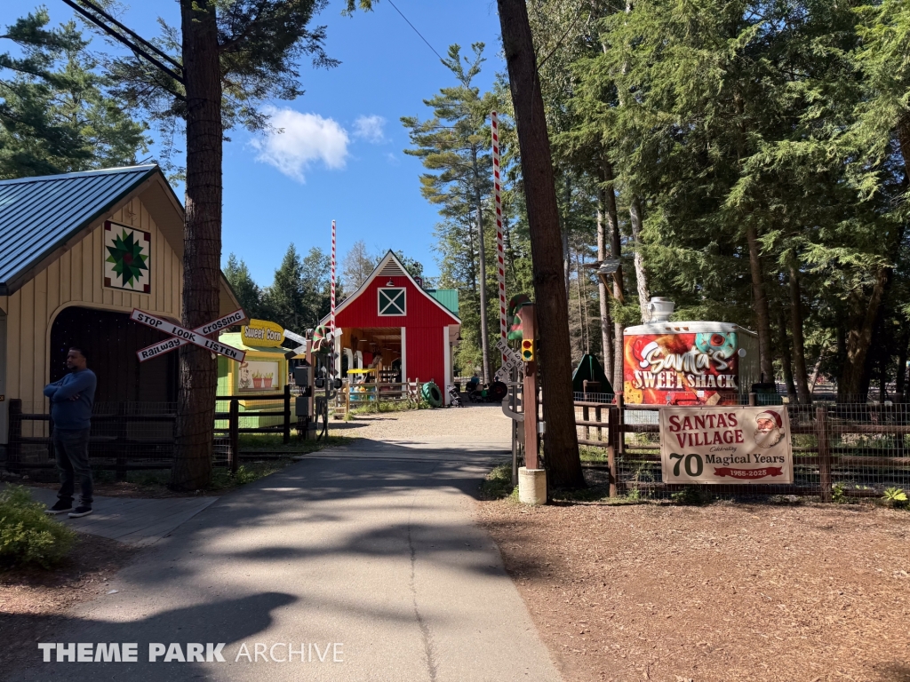 Santa's Farm Tractor Ride at Santa's Village Muskoka's Theme Park