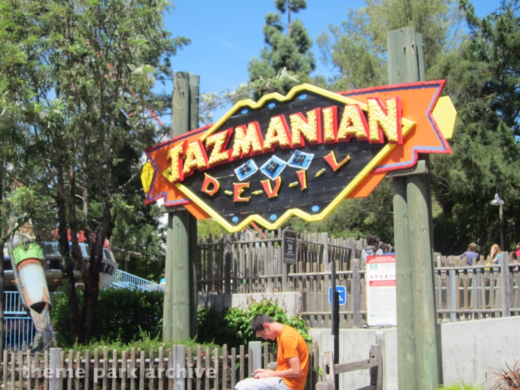 Tazmanian Devil at Six Flags Discovery Kingdom