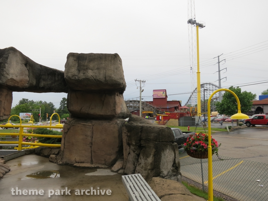 Mini Golf at Timber Falls Adventure Park