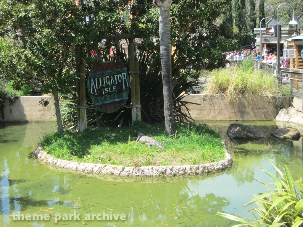 Alligator Isle at Six Flags Discovery Kingdom