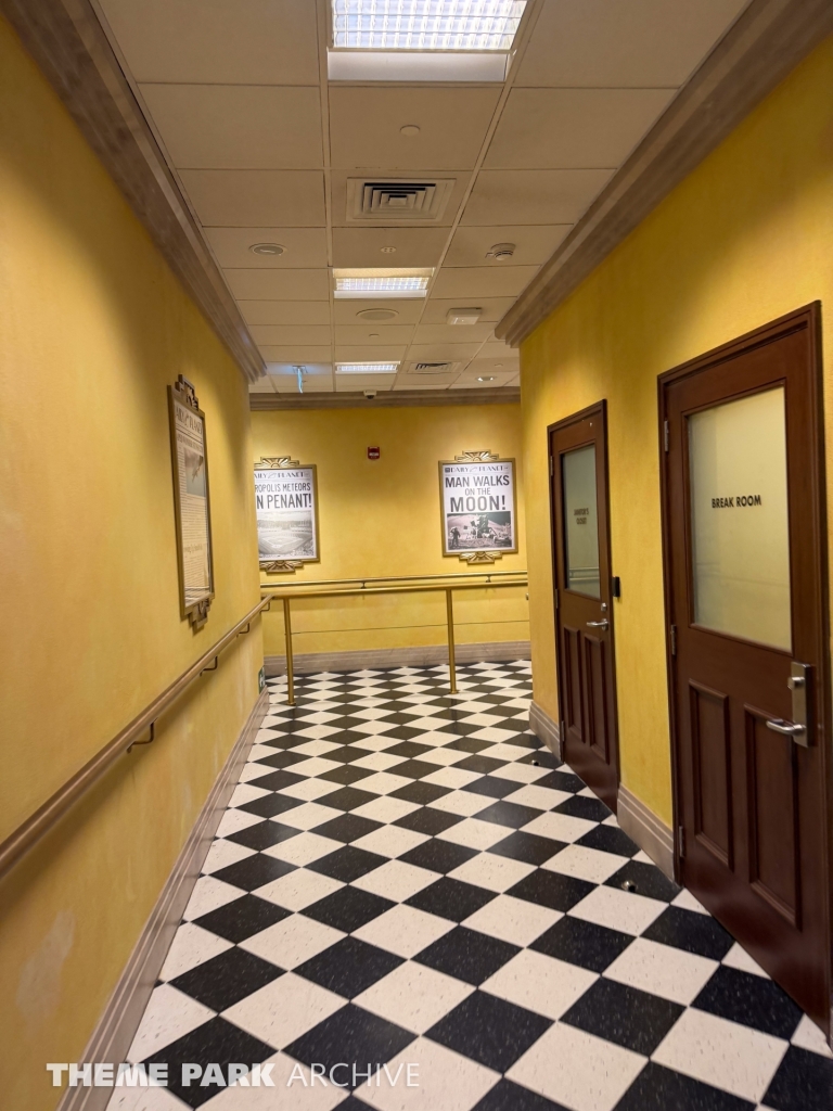 SUPERMAN 360 Battle For Metropolis at Warner Bros. World Abu Dhabi