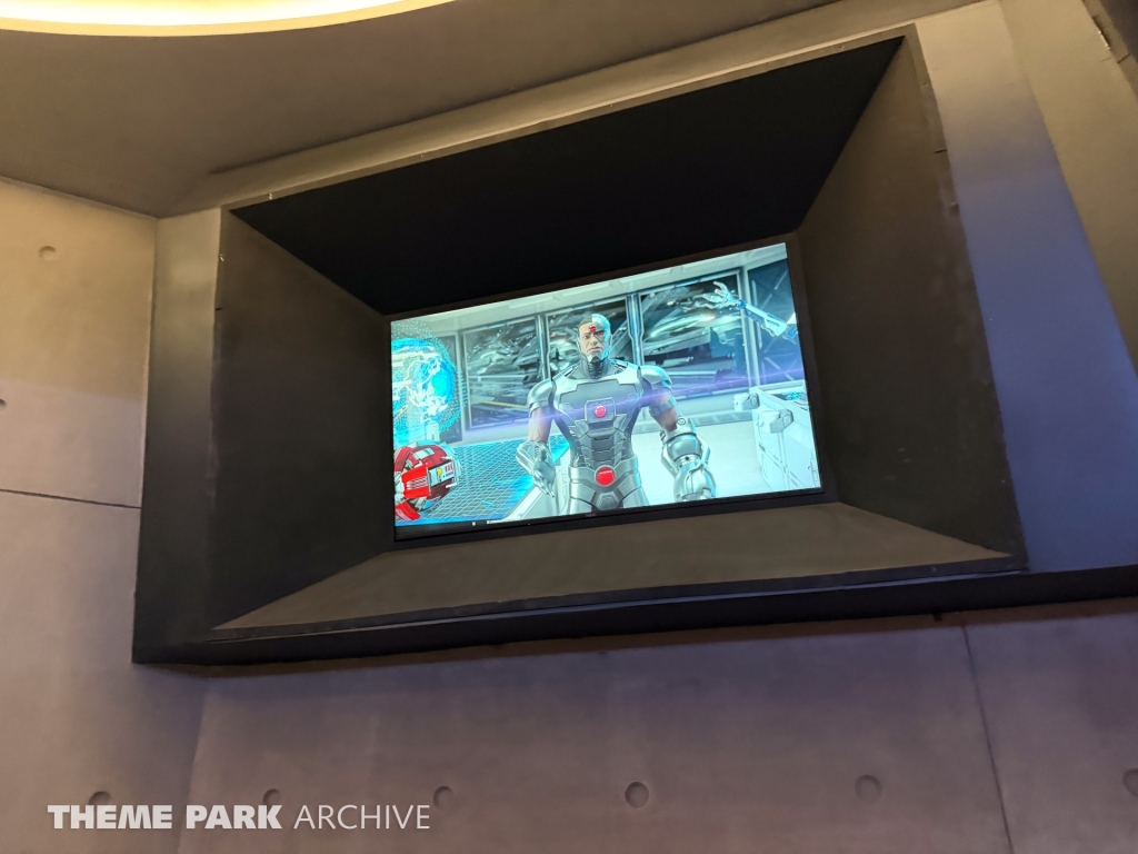 JUSTICE LEAGUE Warworld Attacks at Warner Bros. World Abu Dhabi