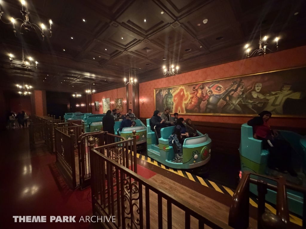 SCOOBY DOO Museum of Mysteries at Warner Bros. World Abu Dhabi