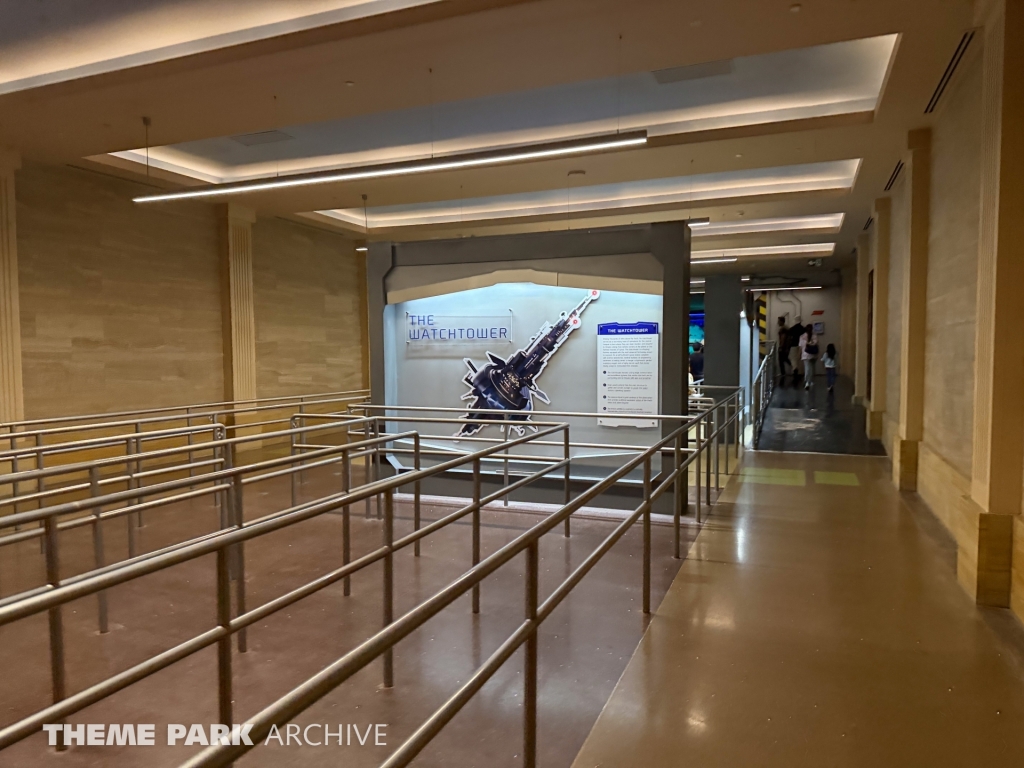 JUSTICE LEAGUE Warworld Attacks at Warner Bros. World Abu Dhabi