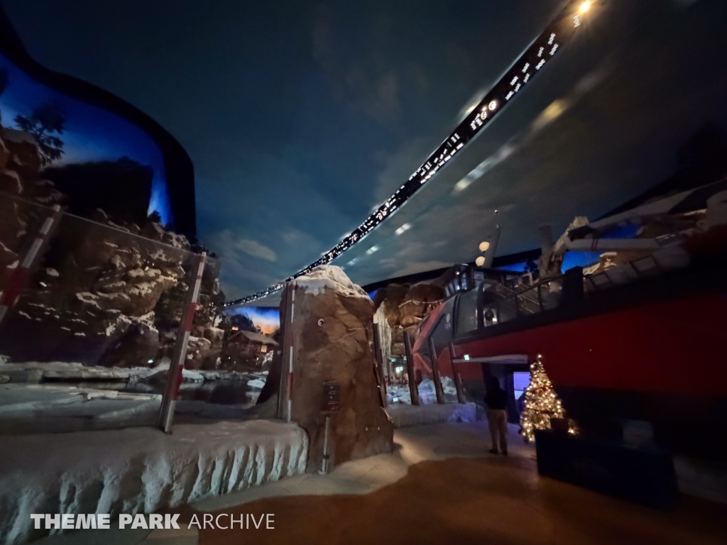 Arctic at SeaWorld Yas Island