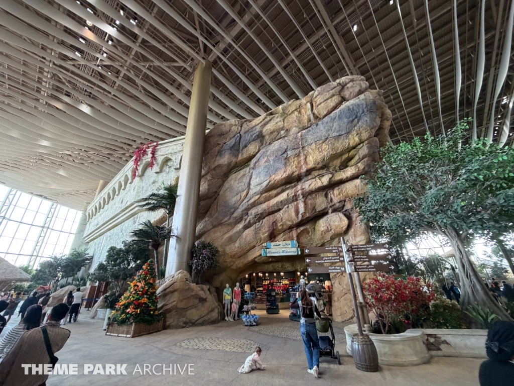 Tropical Ocean at SeaWorld Yas Island