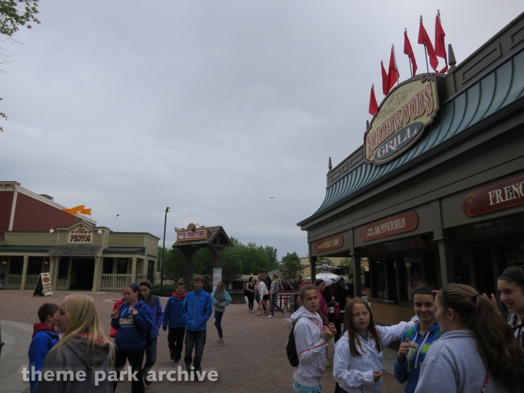 Dinosaurs Alive at Valleyfair