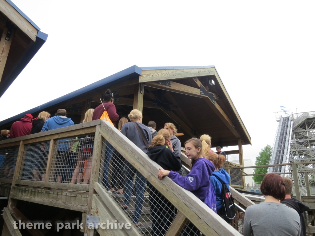 Renegade at Valleyfair