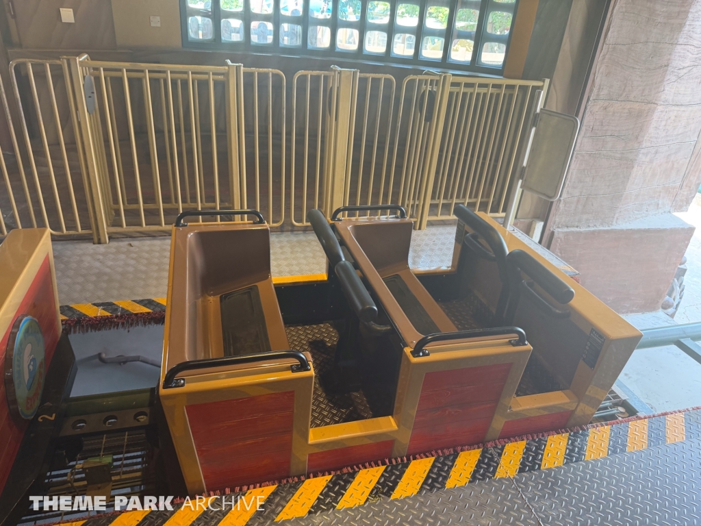 Smurf Village Express at Motiongate Dubai