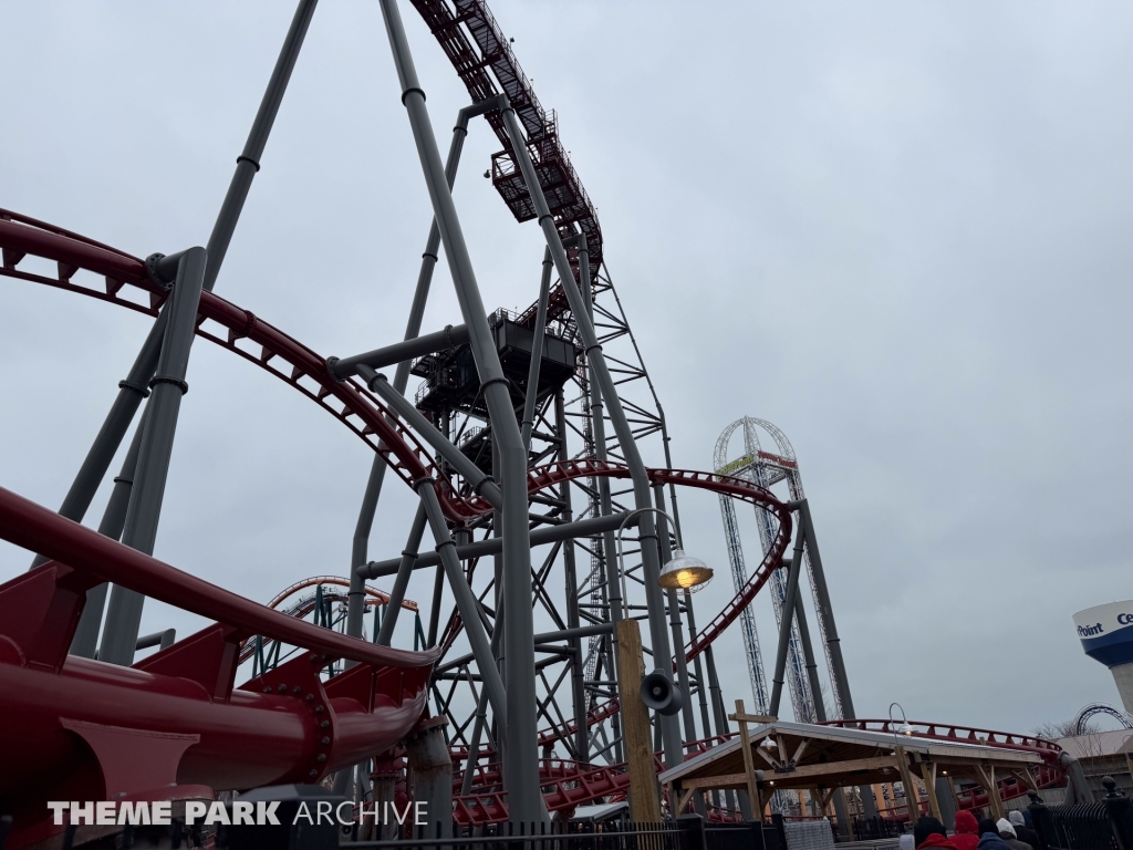 Siren's Curse at Cedar Point