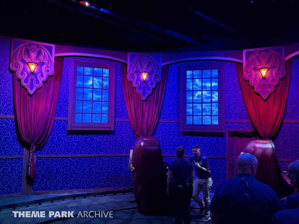 Phantom Theater: Opening Nightmare at Kings Island