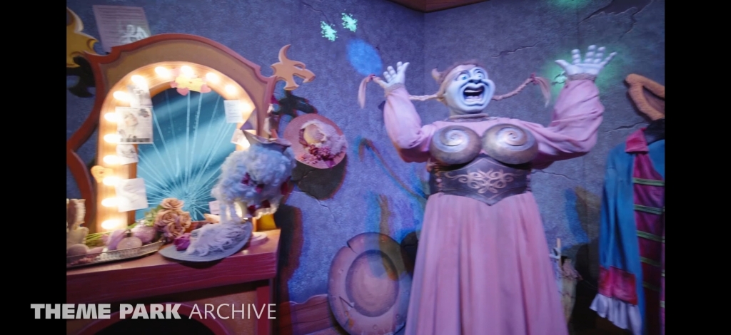 Phantom Theater: Opening Nightmare at Kings Island