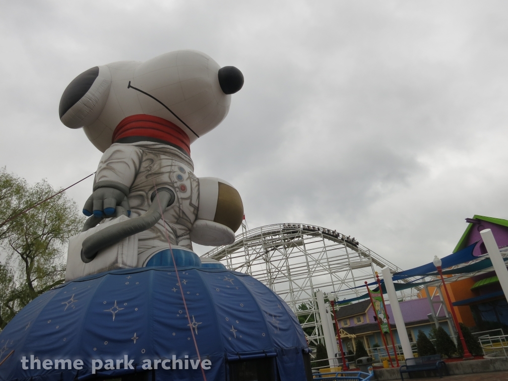 Planet Snoopy at Valleyfair