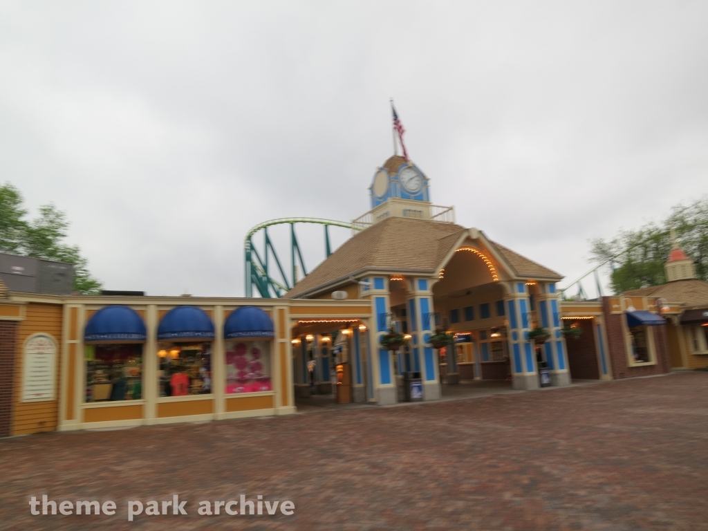 Entrance at Valleyfair