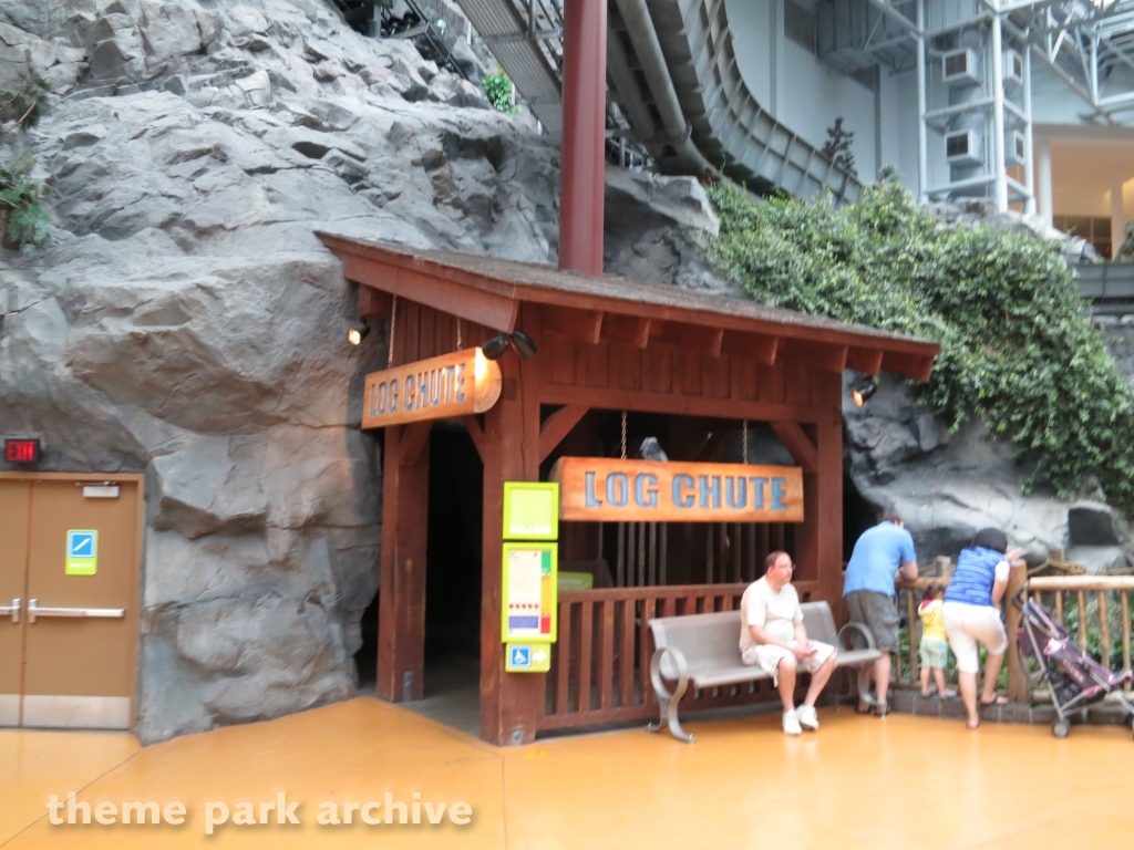 Paul Bunyan's Log Chute at Nickelodeon Universe at Mall of America