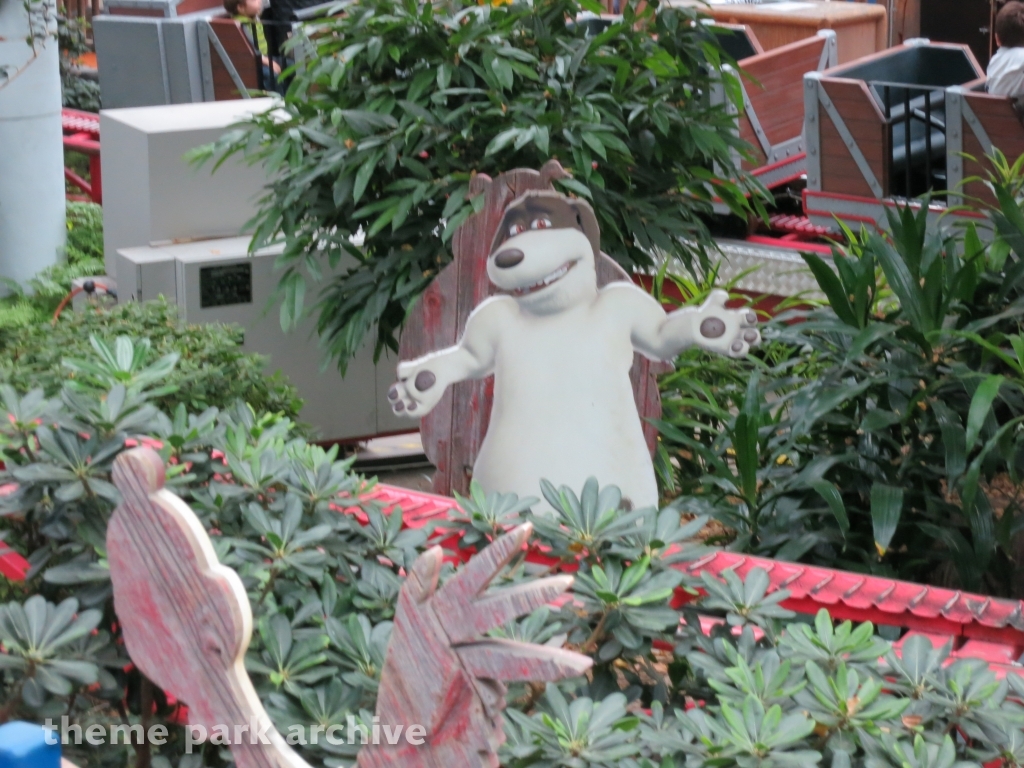 Back at the Barnyard Hayride at Nickelodeon Universe at Mall of America