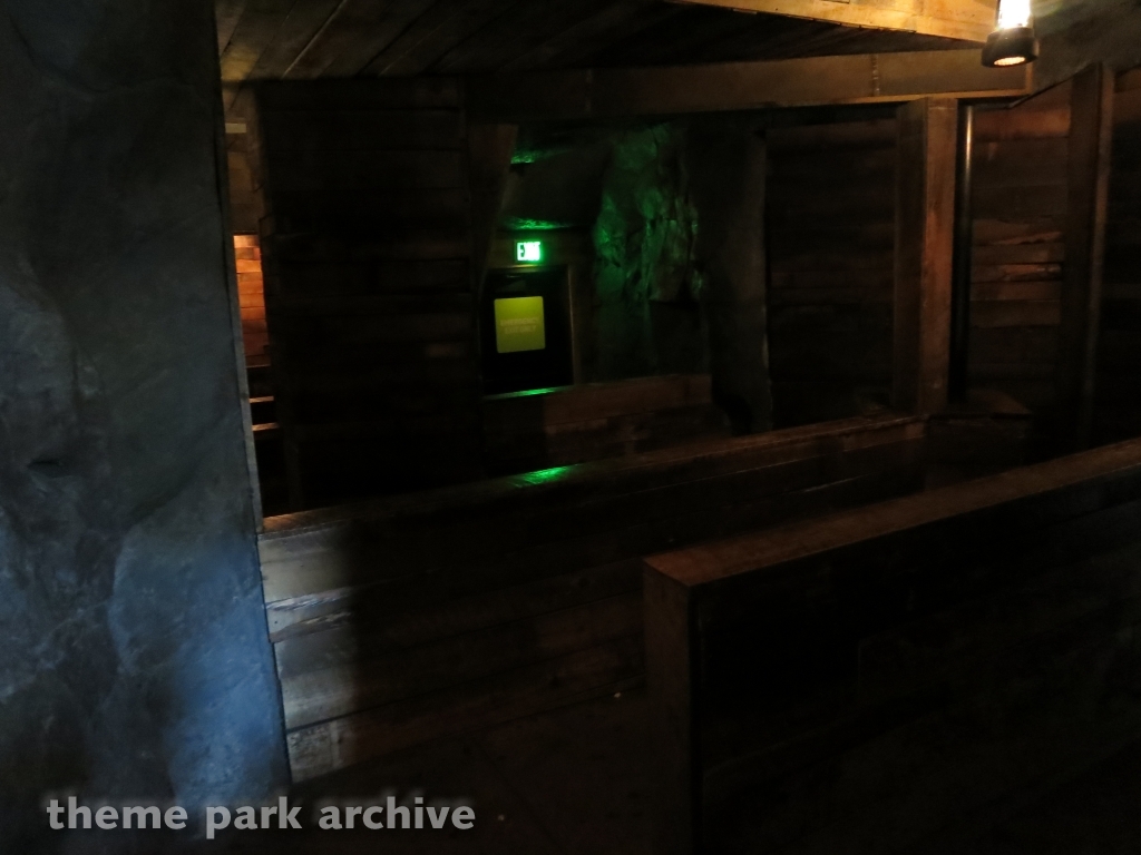 Paul Bunyan's Log Chute at Nickelodeon Universe at Mall of America