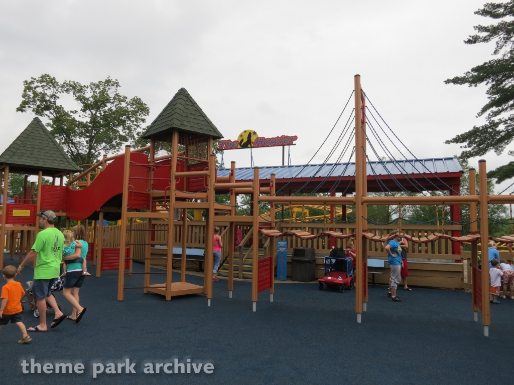 Holidog's FunTown at Holiday World
