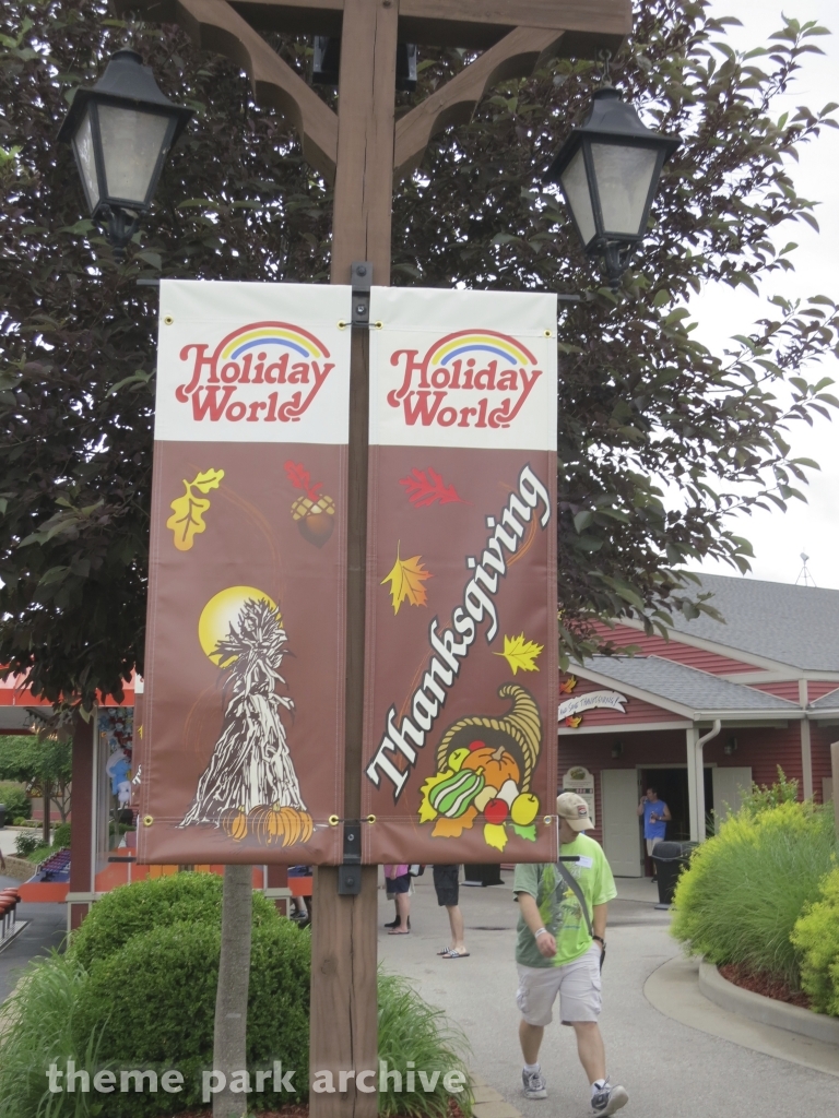 Thanksgiving at Holiday World
