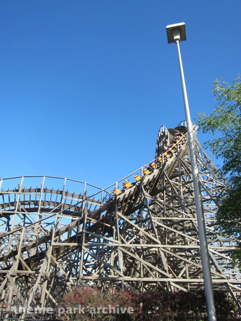 Roar at Six Flags Discovery Kingdom