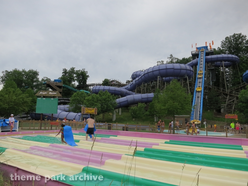 ZOOMbabwe at Holiday World