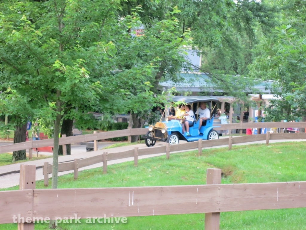 Lewis & Clark Trail at Holiday World