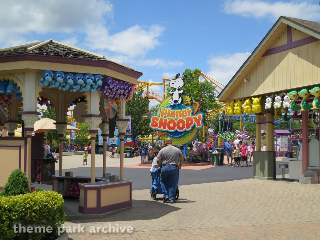 Planet Snoopy at Kings Island