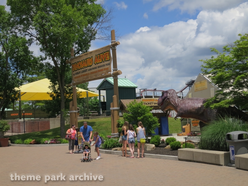 Dinosaurs Alive at Kings Island