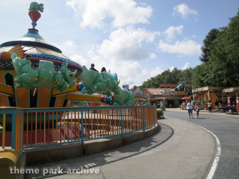 TriceraTop Spin at Disney's Animal Kingdom