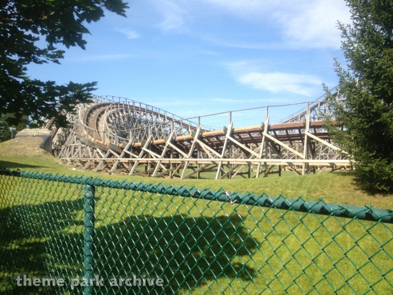 Tremors at Silverwood Theme Park and Boulder Beach Waterpark