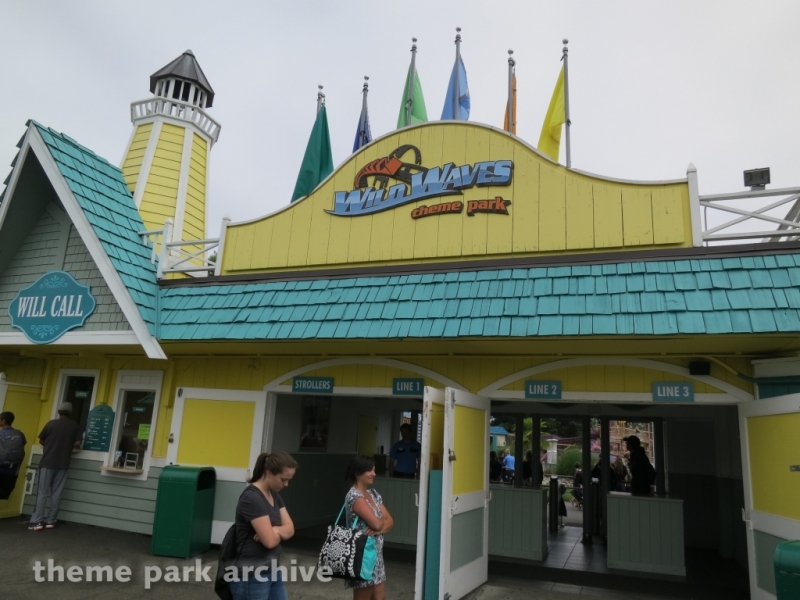Entrance at Wild Waves Theme Park