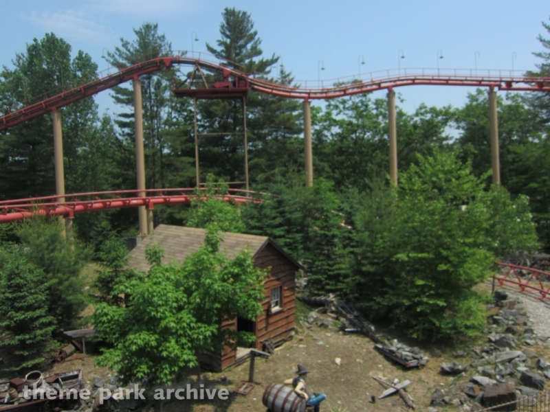 Canyon Blaster at Great Escape