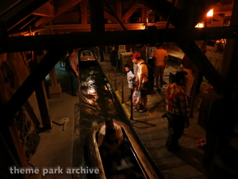 Timber Mountain Log Ride at Knott's Berry Farm
