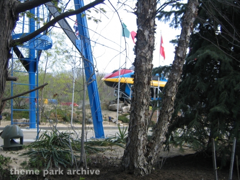 Escape From Dino Island at Geauga Lake