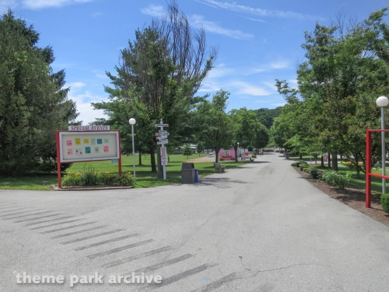 Entrance at Lakemont Park