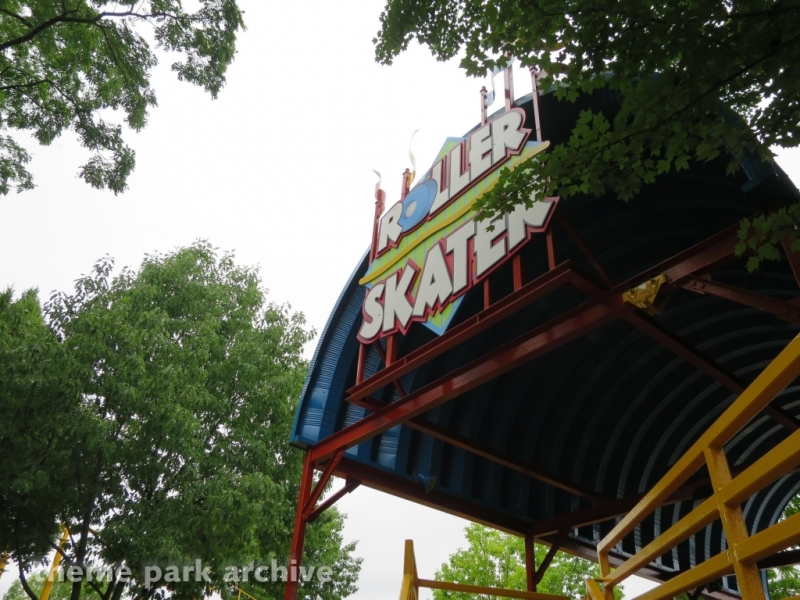 Roller Skater at Kentucky Kingdom