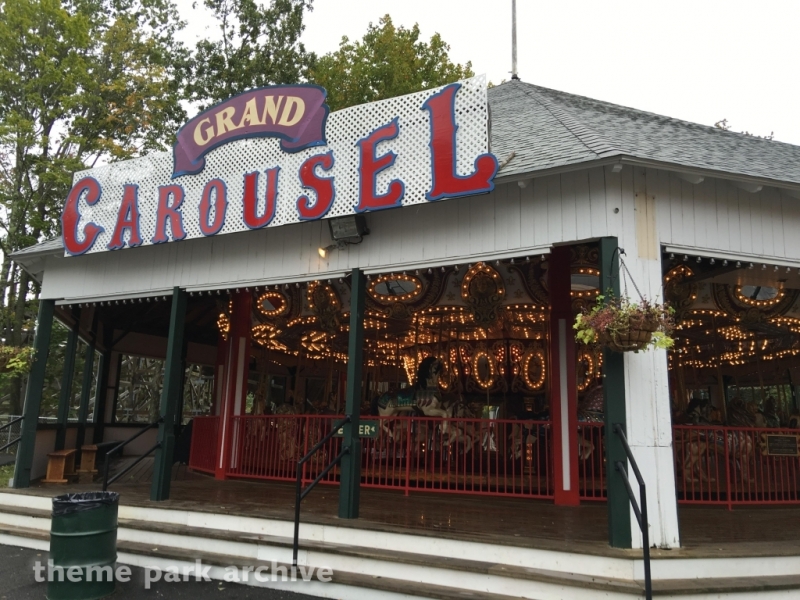 Grand Carousel at Quassy Amusement Park