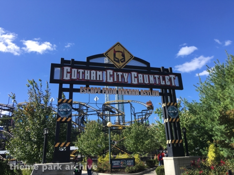 Gotham City Gauntlet Escape from Arkham Asylum at Six Flags New England