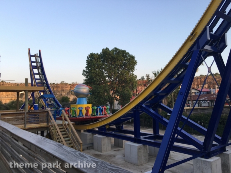 Hurricane Force 5 at Six Flags Fiesta Texas