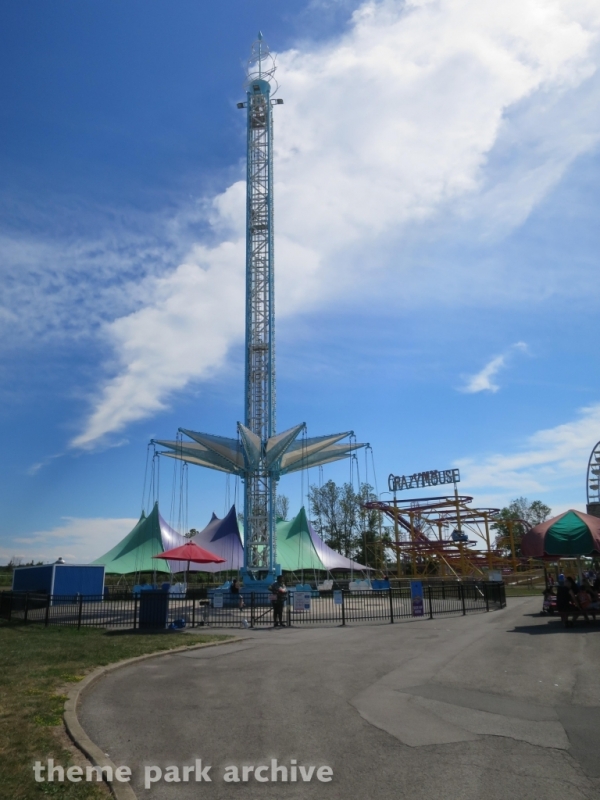 Flight at Niagara Amusement Park and Splash World