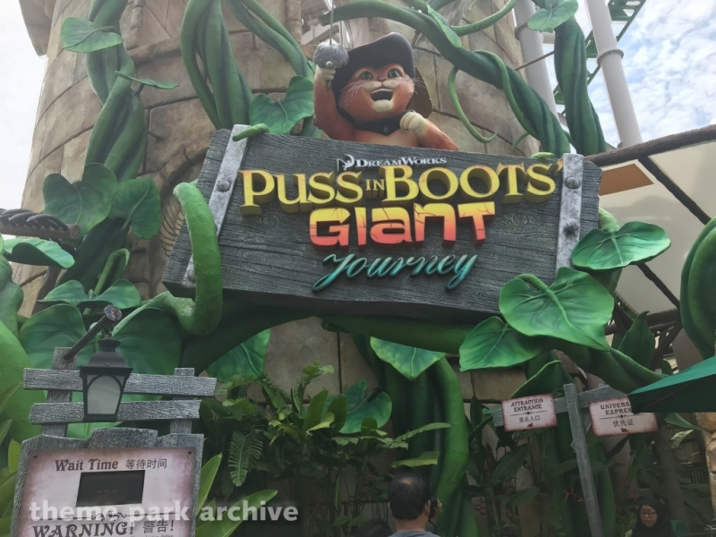 Puss in Boots Giant Journey at Universal Studios Singapore
