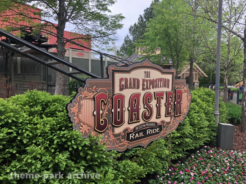The Grand Exposition Coaster at Silver Dollar City