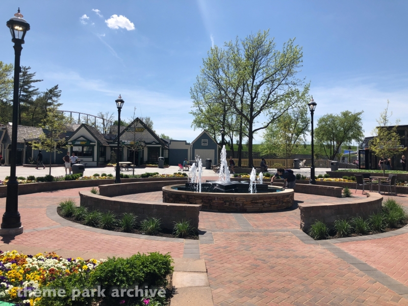 Main Entrance at Worlds of Fun