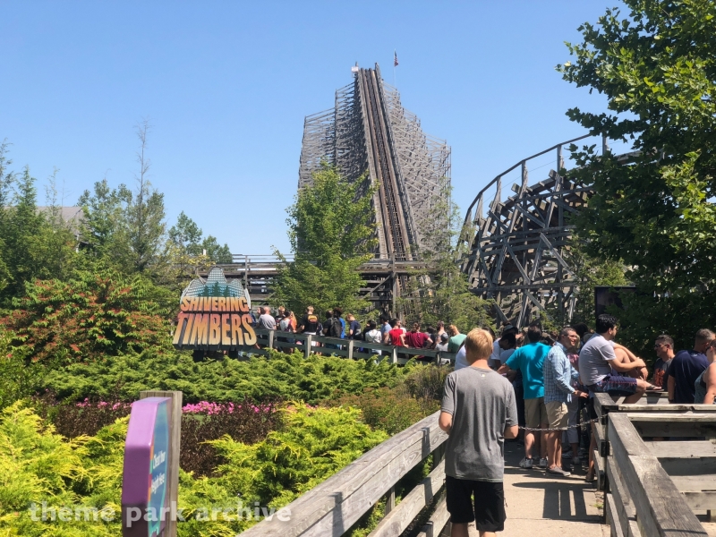 Shivering Timbers at Michigan's Adventure